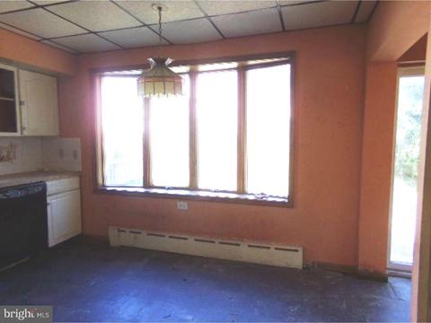 9 N Oak Ave, Pitman, NJ 08071 photo 10