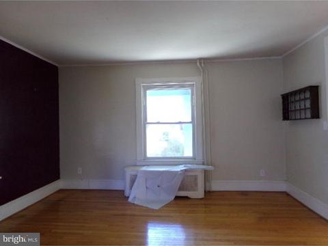 9 N Oak Ave, Pitman, NJ 08071 photo 5