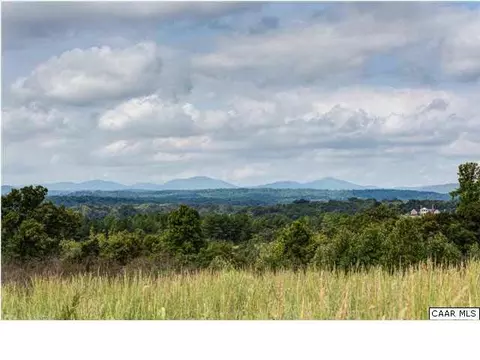 19 Courtenay Glen Way, Charlottesville, VA 24590