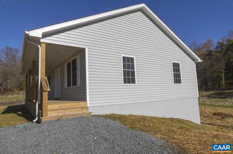 304 George James Loop Loop, Radiant, VA 22732 photo 5