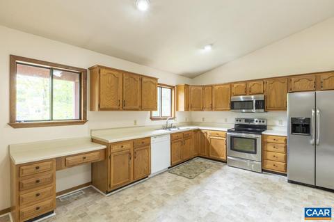 32 Begum Rd, Palmyra, VA 22963 photo 3