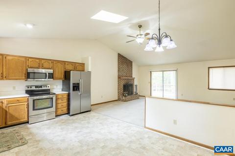 32 Begum Rd, Palmyra, VA 22963 photo 4