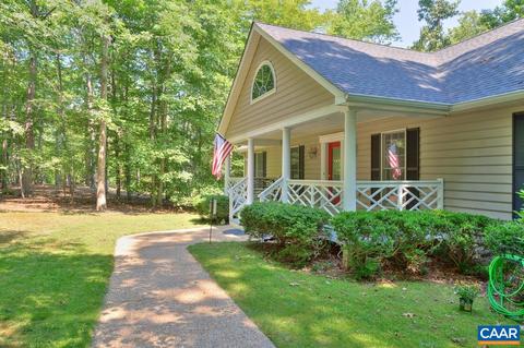 7 Horseback Ln, Palmyra, VA 22963 photo 2