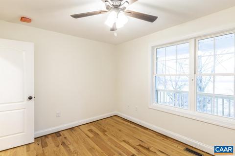 282 George James Loop, Radiant, VA 22732 photo 35
