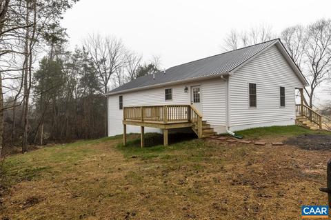 282 George James Loop, Radiant, VA 22732 photo 3