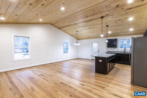 282 George James Loop, Radiant, VA 22732 photo 21
