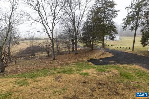 282 George James Loop, Radiant, VA 22732 photo 13