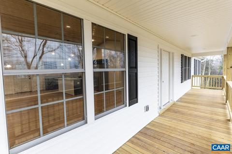 282 George James Loop, Radiant, VA 22732 photo 19