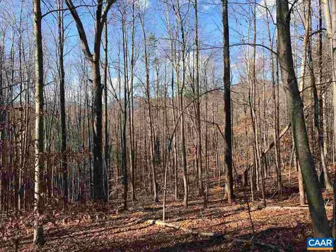 Dogwood Ln, Nellysford, VA 22958