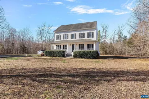 151 Castle Park Ln, Mineral, VA 23117