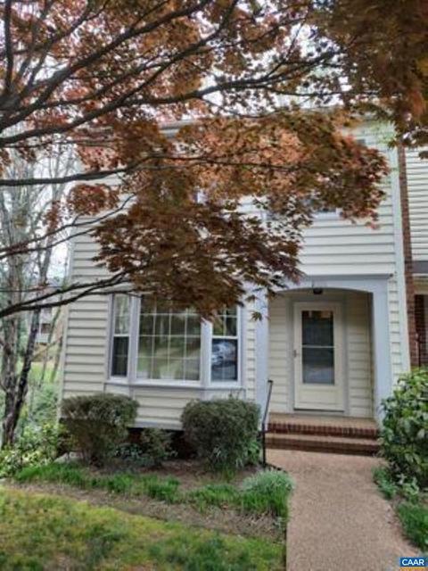 1000 Huntwood Ln, Charlottesville, VA 22901
