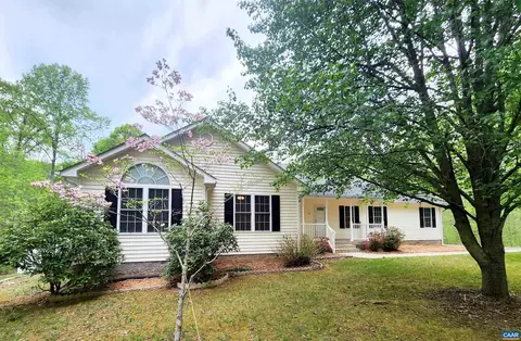 113 Pine Ct, Bumpass, VA 23024