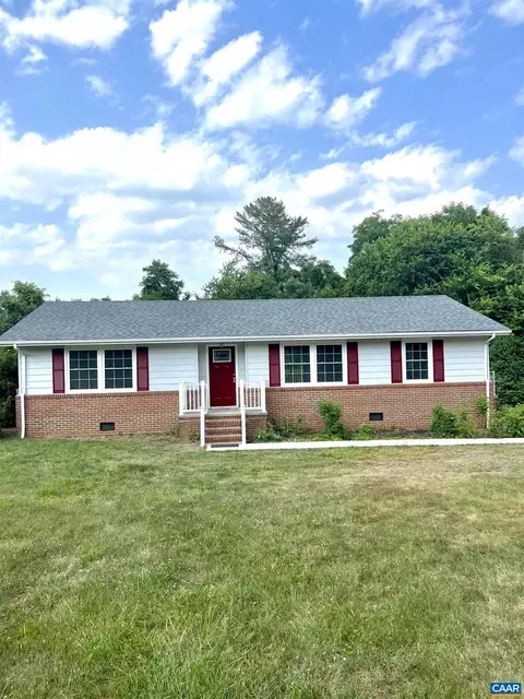 101 Sims Ave, Louisa, VA 23093