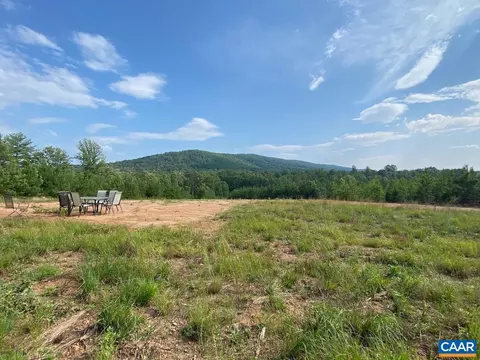 Findlay Mountain Rd, Shipman, VA 22971 photo 4