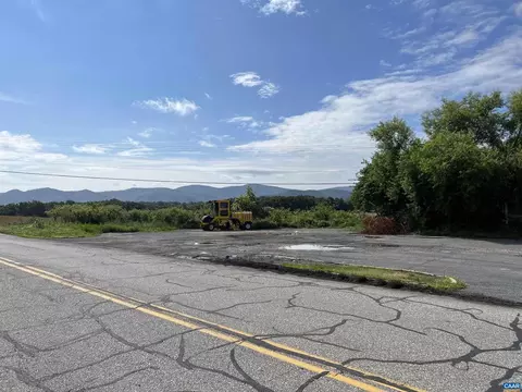 2498 Raphine Rd #28-A-30, Raphine, VA 24472