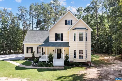15235 Chris Ct, Montpelier, VA 23192