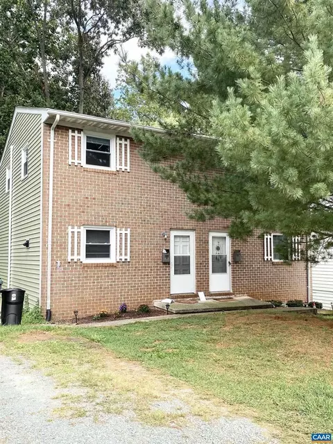 1218 Holmes Ave #A & B, Charlottesville, VA 22901