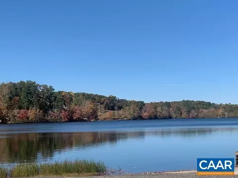 Pinehurst Dr, Gordonsville, VA 22942