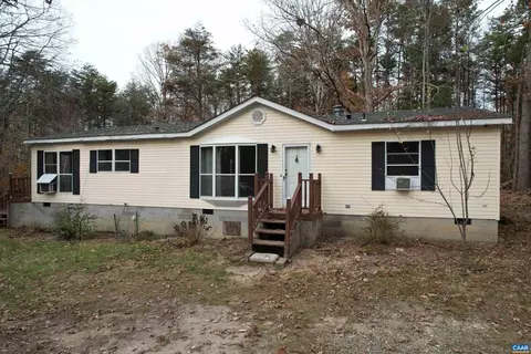 151 Walnut Shade Rd, Louisa, VA 23093