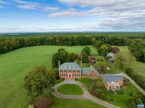 316 Harris Creek Rd, Louisa, VA 23093