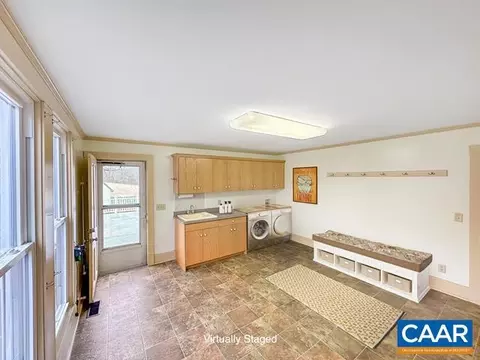 3334 Brownsburg Tpke, Raphine, VA 24472 photo 14