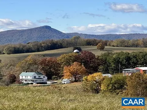 3334 Brownsburg Tpke, Raphine, VA 24472