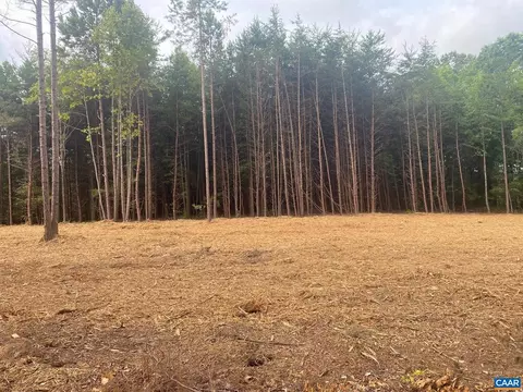 Glenmore Rd, Scottsville, VA 24590