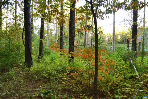 2 Scottsville Rd # A, Charlottesville, VA 22902