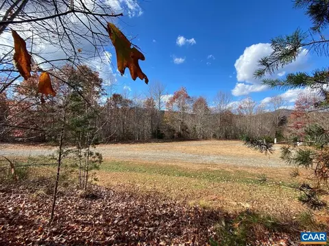 mountain ridge ln, Shipman, VA 22971 photo 3