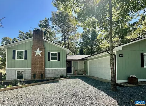 12 Highland Rd, Palmyra, VA 22963