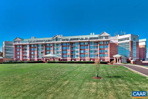 500 Crestwood Dr #2401, Charlottesville, VA 22903