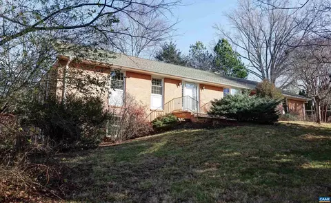 325 Key West Dr, Charlottesville, VA 22911