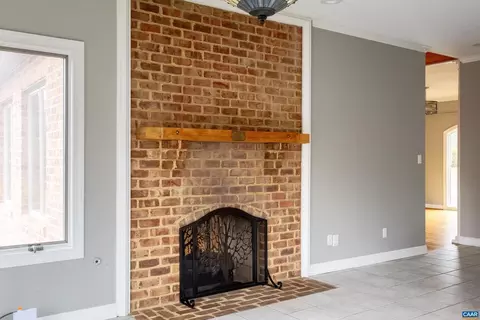 Living - 4654 Roaring Run Rd, Goode, VA 24556 photo 7 of 11