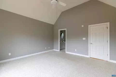 Bedroom - 4654 Roaring Run Rd, Goode, VA 24556 photo 2 of 10