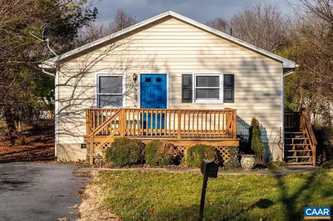 22 Park Blvd, Staunton, VA 24401