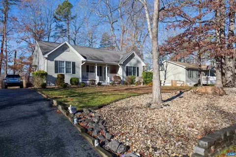 15 Riverside Dr, Palmyra, VA 22963 photo 4