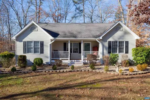 15 Riverside Dr, Palmyra, VA 22963 photo 2