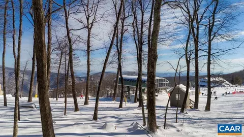 326 Dobie Condos, Wintergreen Resort, VA 22967
