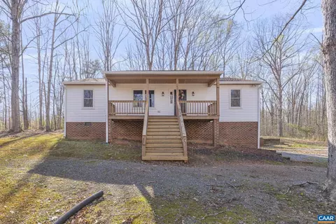 2193 Diggstown Rd, Bumpass, VA 23024 photo 3
