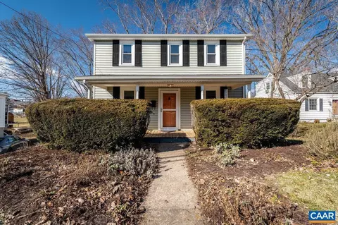 1012 Springhill Rd, Staunton, VA 24401