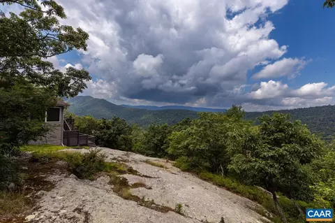 404 Fortunes Ridge Dr, Wintergreen Resort, VA 22967