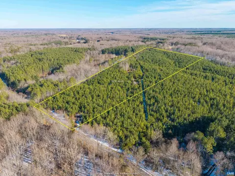 May Ln, Louisa, VA 23093 photo 12