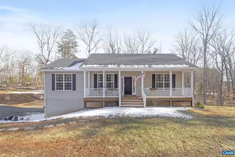 20 Dell Perkins Rd, Louisa, VA 23093