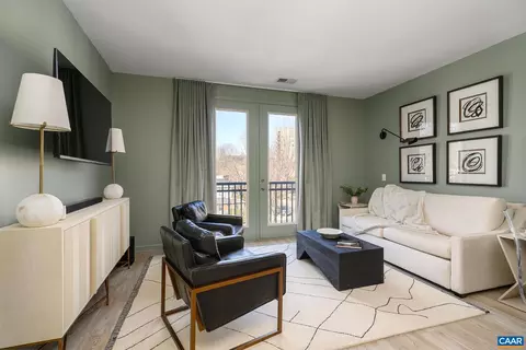 770 Walker Sq #3A, Charlottesville, VA 22903