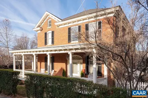400 Altamont Cir, Charlottesville, VA 22902