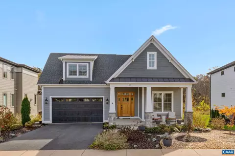 419 Lochlyn Hill Dr, Charlottesville, VA 22901