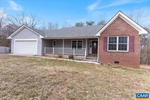 6689 Courthouse Rd, Louisa, VA 23093