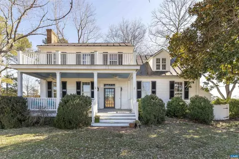 190 Perkins Rd, Kents Store, VA 23084