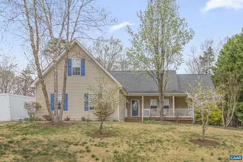 16 Begum Rd, Palmyra, VA 22963