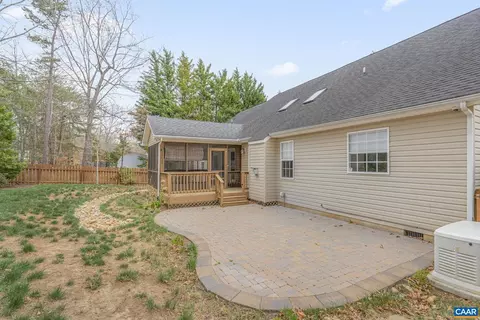 16 Begum Rd, Palmyra, VA 22963 photo 5